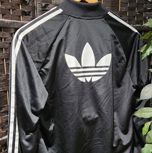 🌼2/40🌼  Adidas jacket - Picture 2 of 8